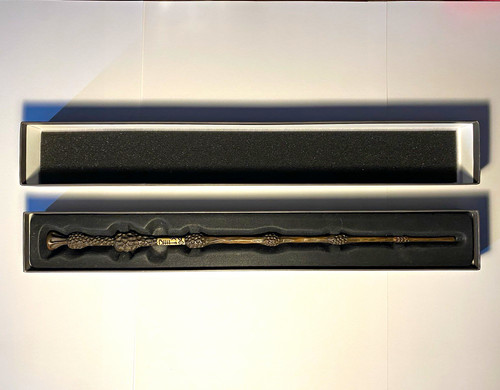 Professor dumbledore wand - professor,